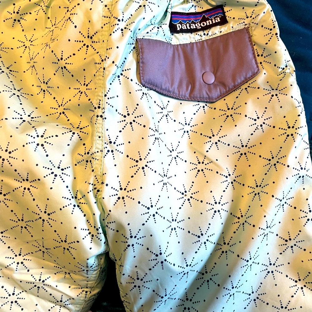 0-3 Months Baby warm snuggly Patagonia outwear!